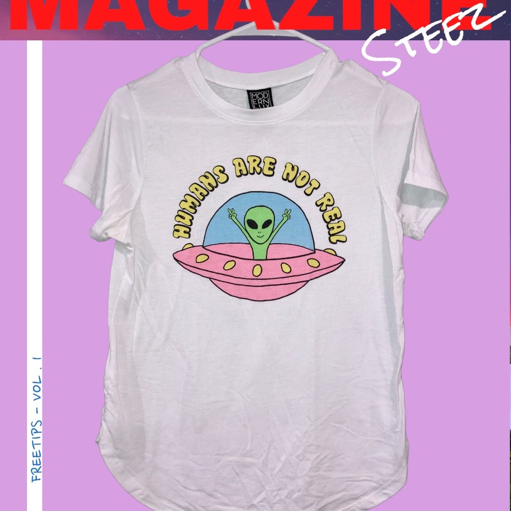 Cute Alien Shirt Size Medium